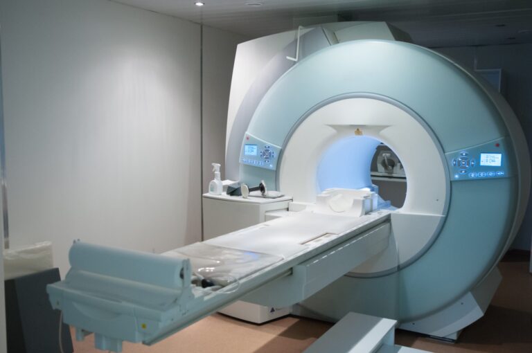 siemens mri machine suite